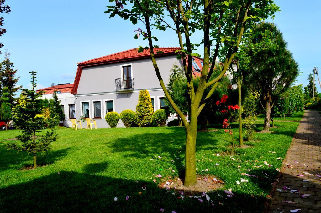 Hotel Wielkopolanka Сьрода-Велькопольска Экстерьер фото